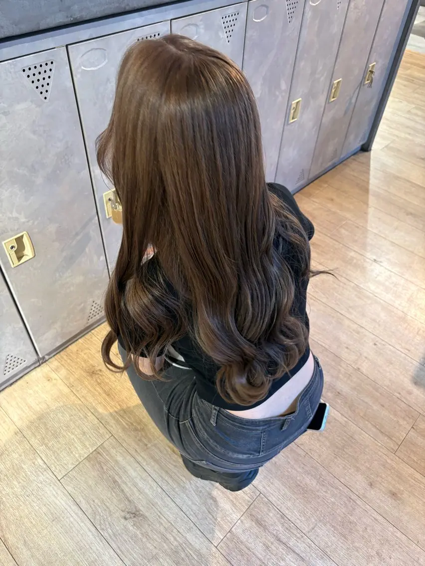 カラー ヘアカラー 🩵西川芽依/ ブリーチカラー🩵のヘアスタイル