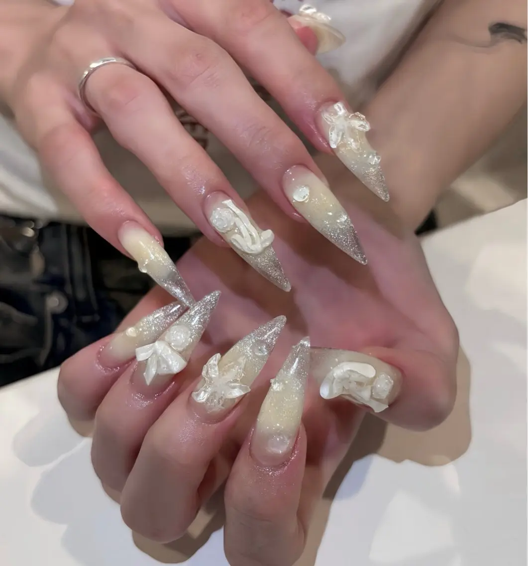 ネイル オーロラネイル ブルー フットネイル ジェルネイル 氷ネイル・うるうるネイル ハンドネイル Rin Nail 新大久保店のネイルデザイン