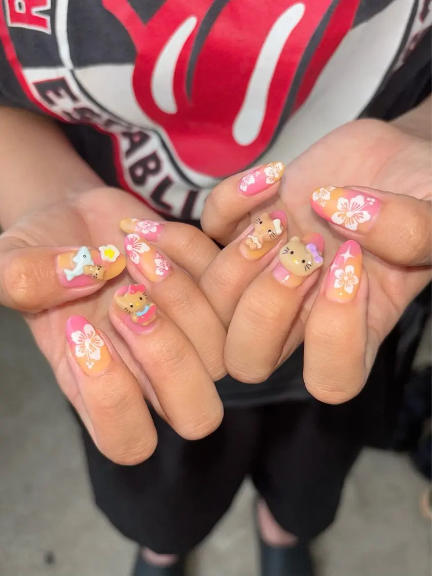 ネイル LIAn.🎀 Munakataのネイルデザイン