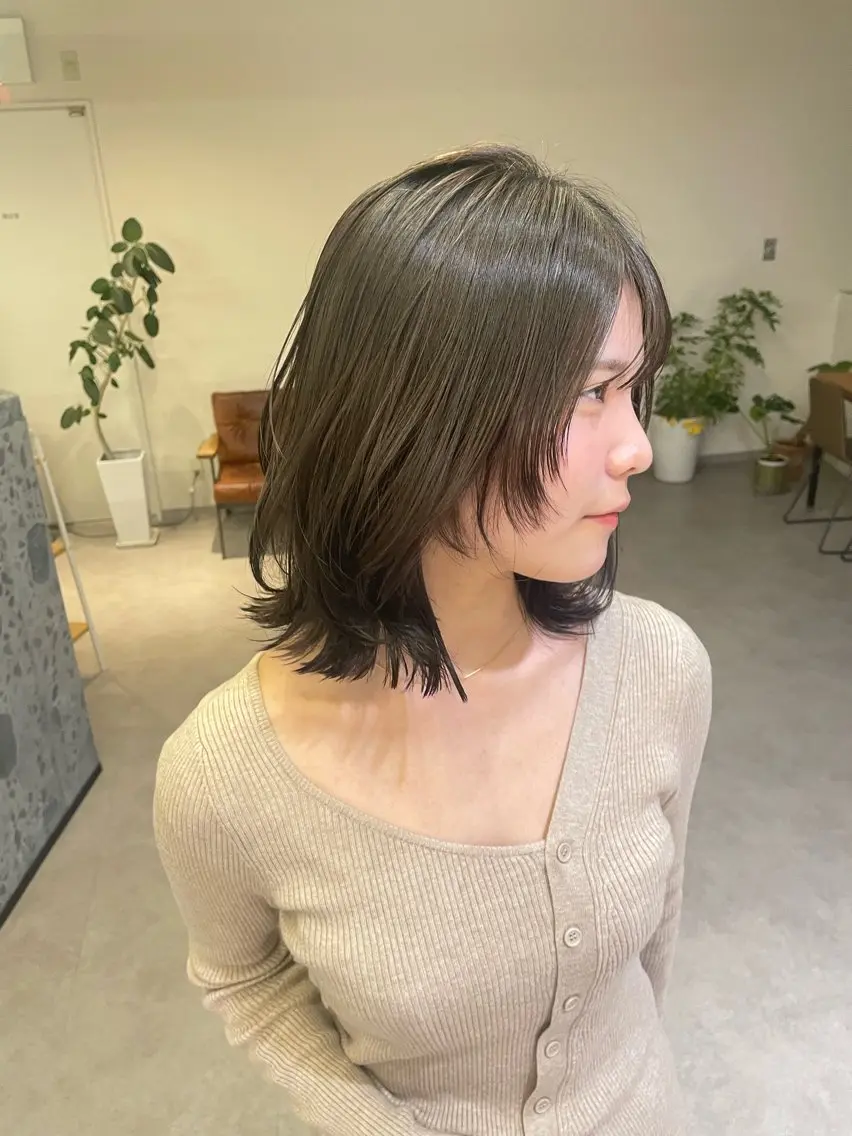 ミディアム 顔まわりレイヤー 顔周りカット 韓国風ヘア レイヤーカット 似合わせカット 似合わせカット🎀 梅田🤍sayaのヘアスタイル