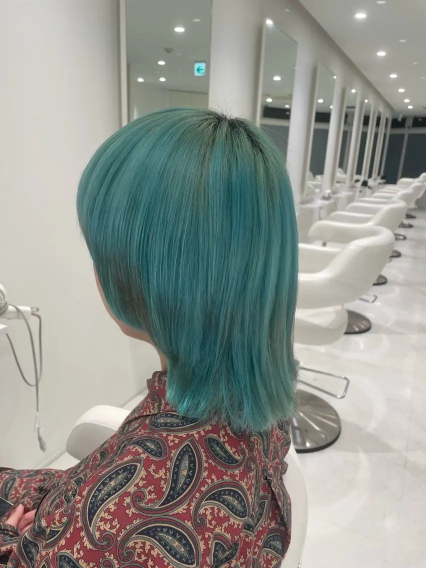 カラー ダブルカラー 松原 菜々子のヘアスタイル