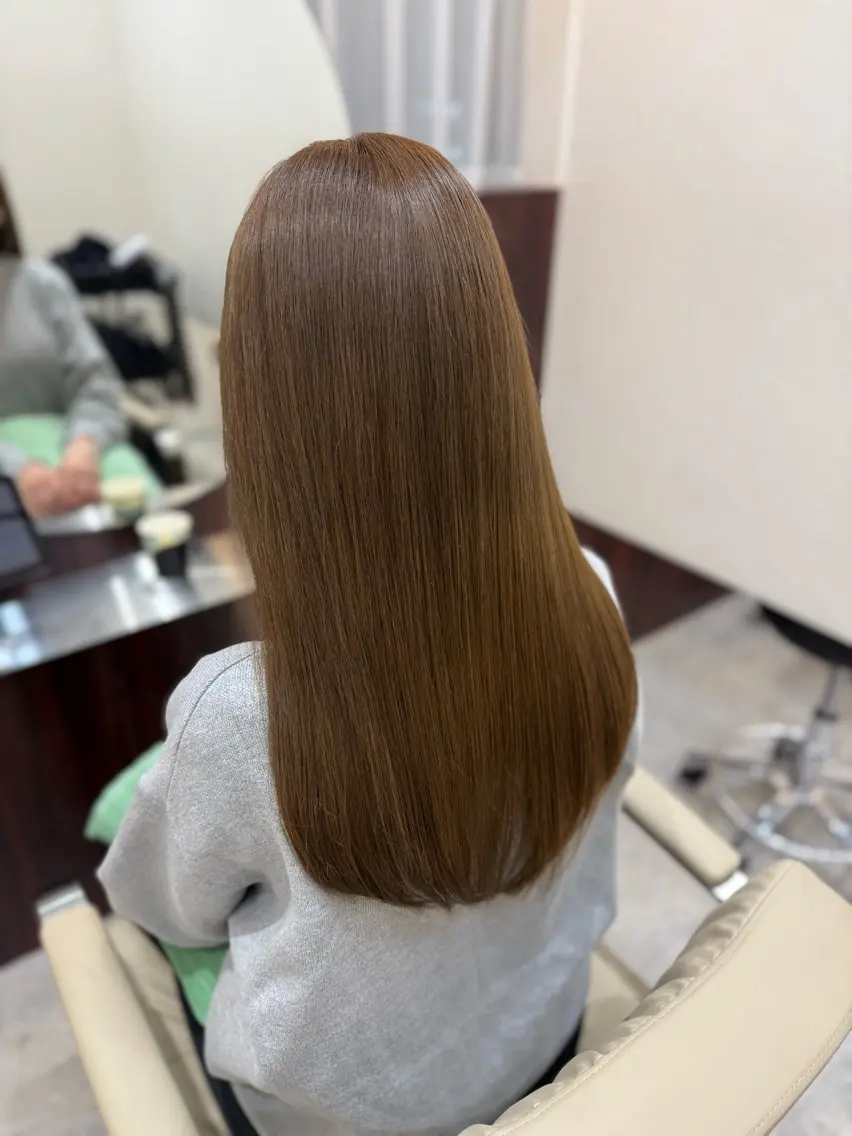 ロング カット ヘアカラー 🧡 TOMO🧡のヘアスタイル