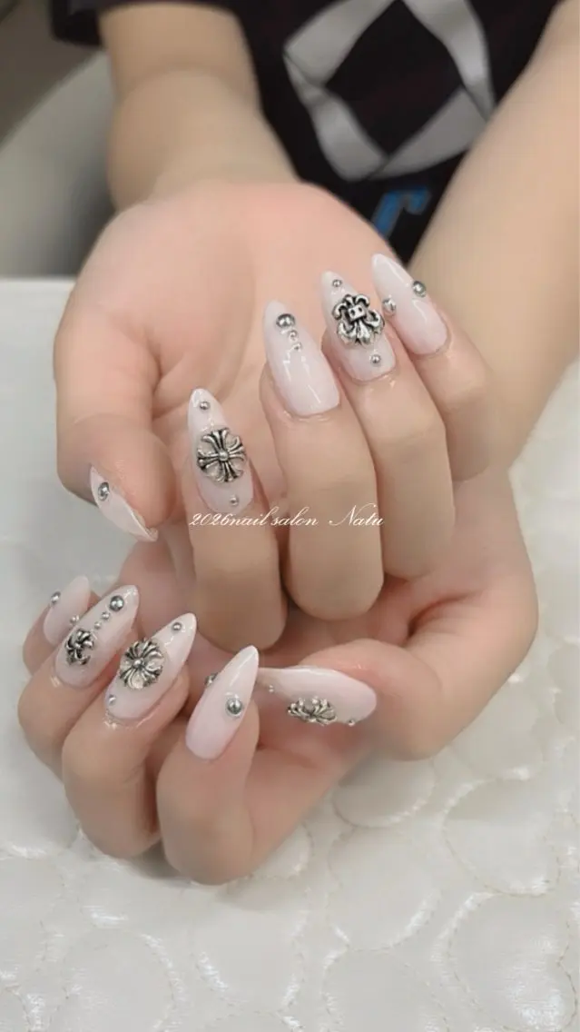 ネイル 長さ出し ミディアムネイル nailsalon Natuのネイルデザイン