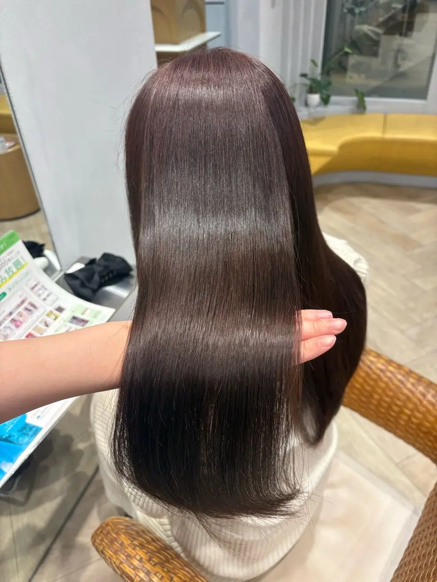 ロング ヘアカラー 水口 未唯菜のヘアスタイル