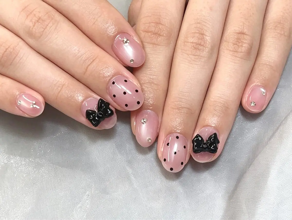 ネイル ハンドネイル Glow Minamiのネイルデザイン