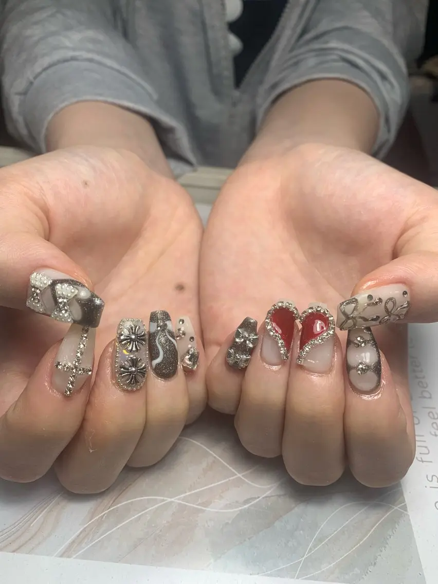 ネイル フレンチネイル ジェルネイル 韓国ネイル マグネットネイル マグネットフレンチ akina nailsのネイルデザイン