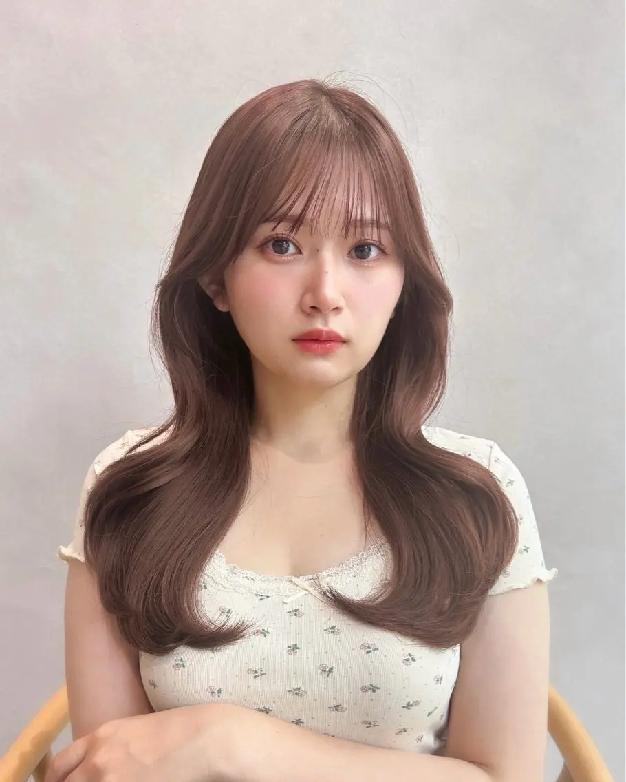ロング ミディアムヘア Chifumiのヘアスタイル