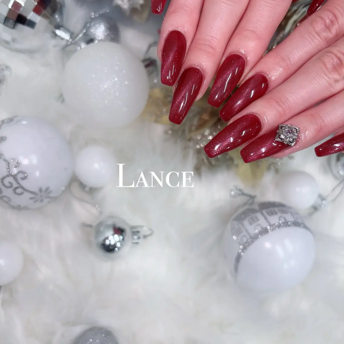 ネイル オーロラネイル フットネイル フレンチネイル ガラスフレンチ 氷ネイル・うるうるネイル ハンドネイル Lance nailのネイルデザイン