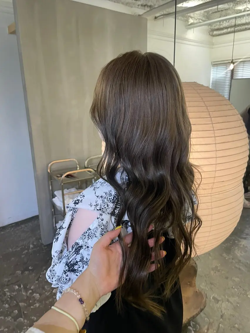 ロング ロング カット 平野 叶花のヘアスタイル
