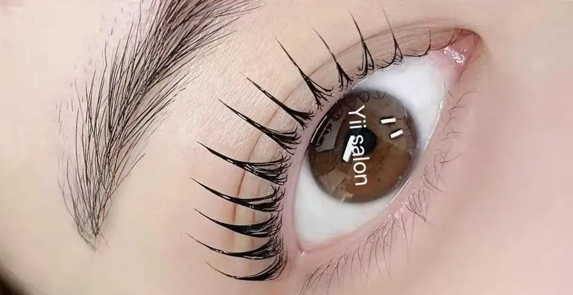 パリジェンヌまつ毛パーマ★Lカル+黒ティント¥4700の写真