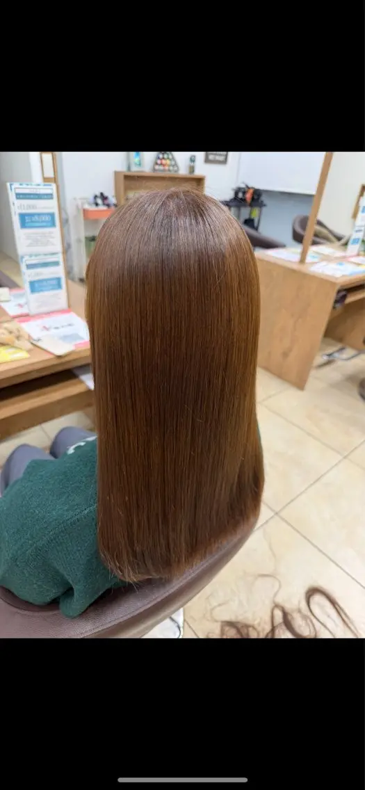 セミロング カラー 透明感カラー ヘアカラー カミハラ アヤトのヘアスタイル