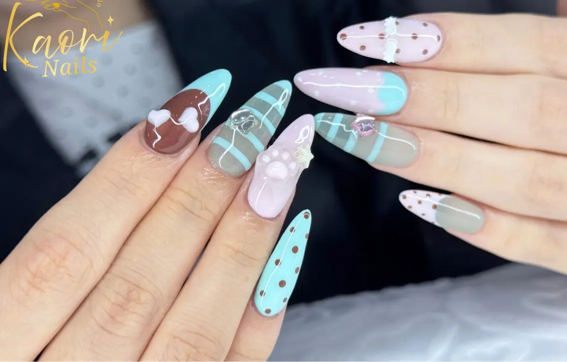 ネイル ブルー ボーダー ドット フットネイル フレンチネイル KAORI YUMIのネイルデザイン