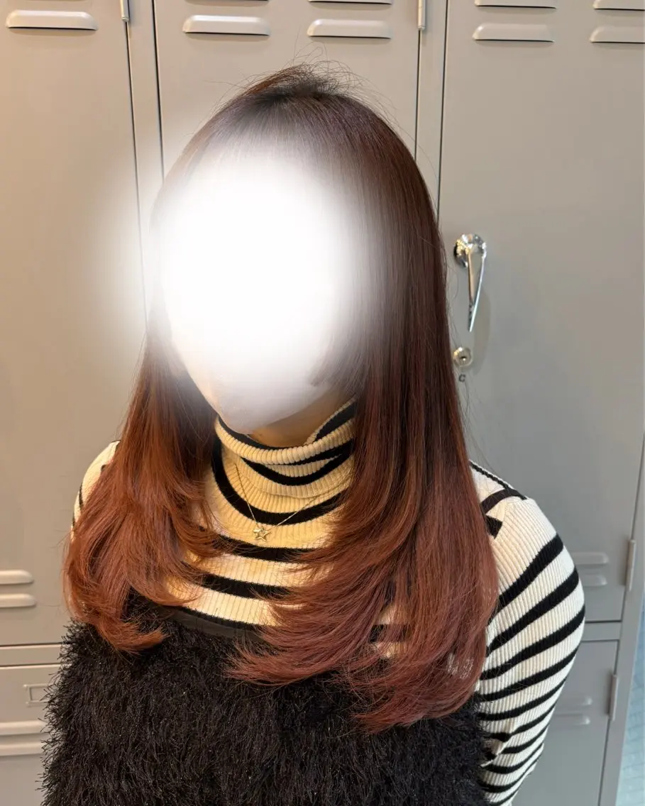 セミロング カット 透け感ブラウンカラー /レイヤー🧸ナシコのヘアスタイル