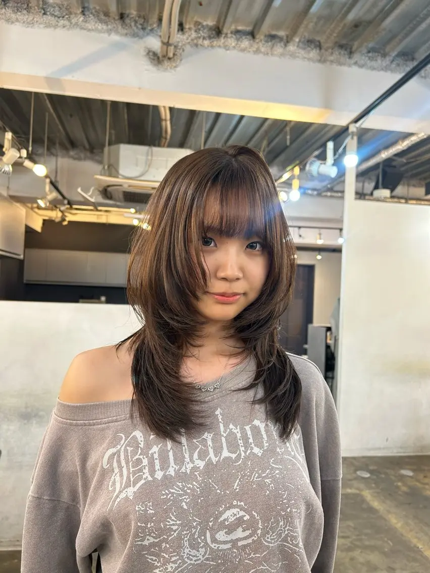 ロング カット ヘアカラー ✂韓国レイヤー 🦋みやび🪽のヘアスタイル