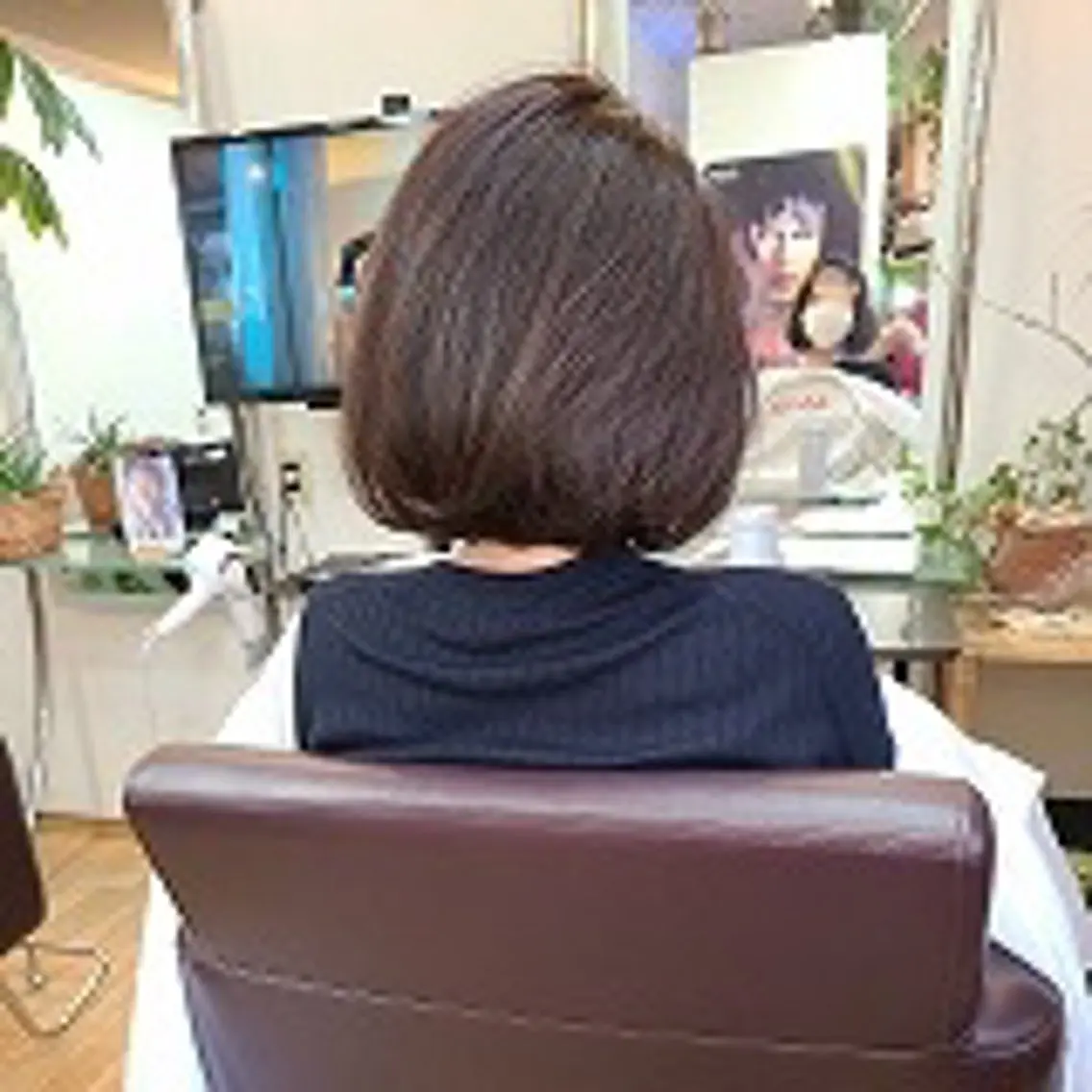 ミディアム シ マのヘアスタイル