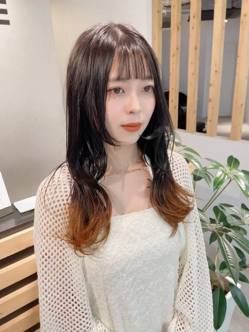ミディアム カラー グラデーションカラー ヘアカラー ウルフカット レイヤーカット上柿のヘアスタイル