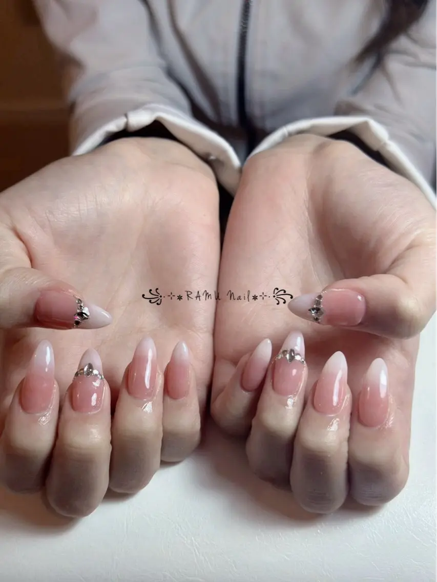 ネイル 韓国ネイル シンプルネイル 冬ネイル ハンドネイル RAMU Nail 恵比寿店のネイルデザイン