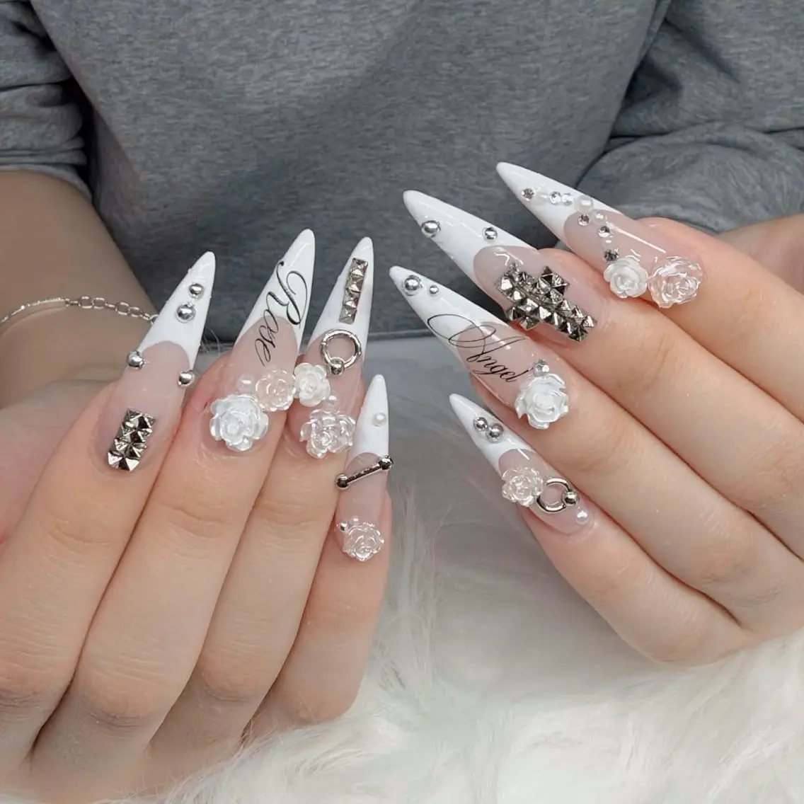 ネイル フットネイル フレンチネイル グラデーション 韓国ネイル ロングネイル ハンドネイル Hani Nail Salonのネイルデザイン