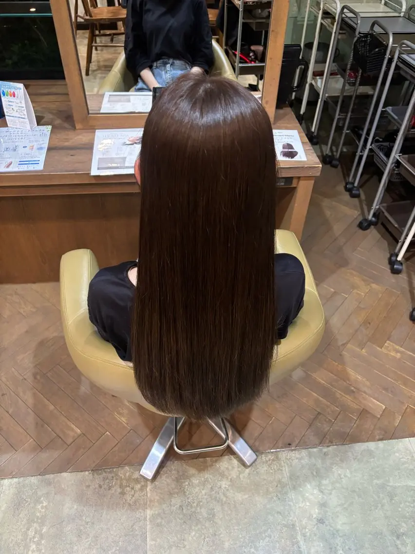 ロング ヘアカラー 岩川 陽香のヘアスタイル