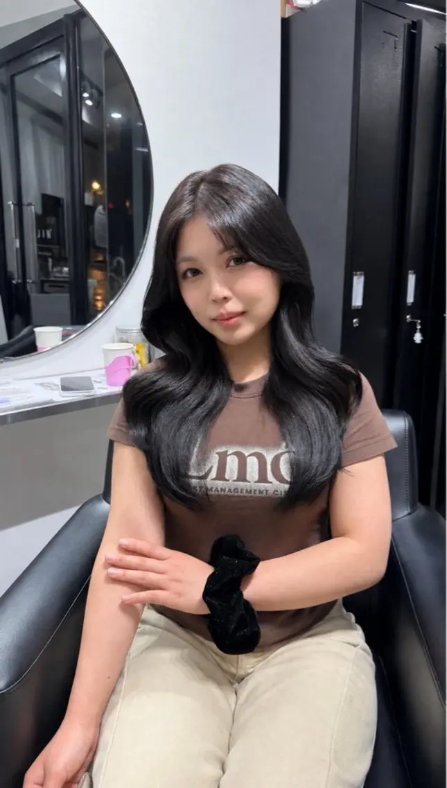 ロング カラー カット ヘアカラー トリートメント ♥韓国カラー うる艶 久留米 YUI♥のヘアスタイル