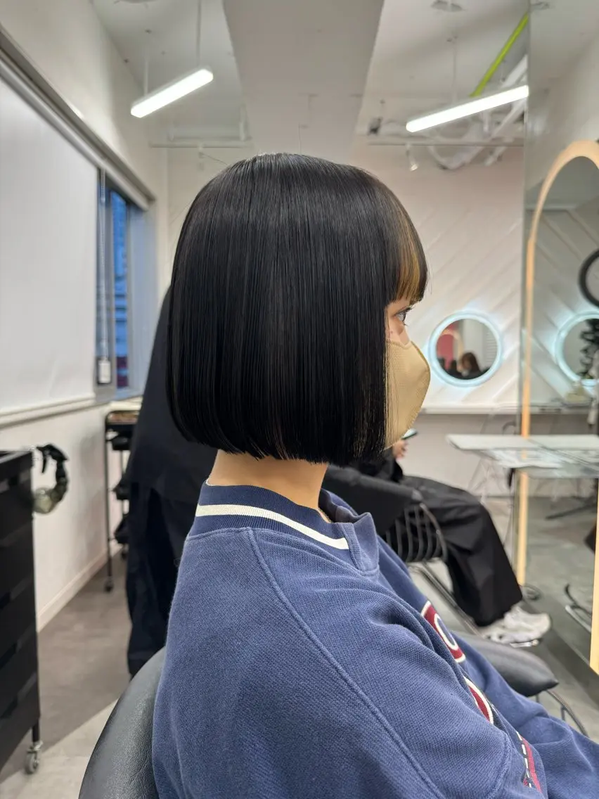 ショート カラー 切りっぱなしボブ ベージュカラー ブリーチ インナーカラー ボブ 🌹艶ボブの達人🌹 SYOHEIのヘアスタイル