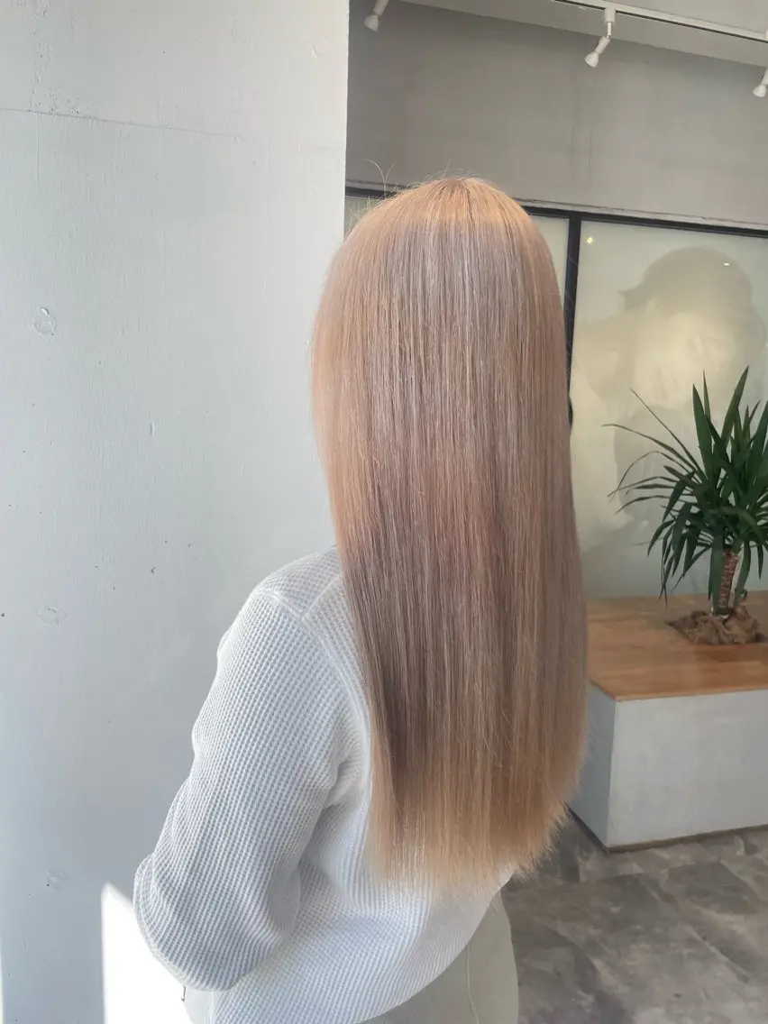 カラー ブリーチ ハイトーンカラー ヘアカラー ハイトーンカラー🩵 指名多数💗横山聖奈のヘアスタイル