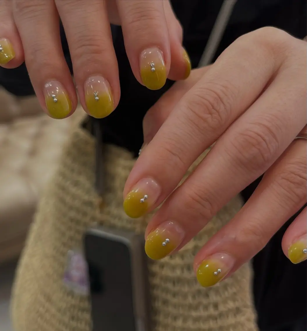 ネイル ハンドネイル フットネイル GARAGE NAIL shionのネイルデザイン