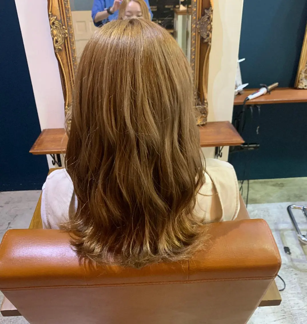 ミディアム カラー ヘアアレンジ ベージュカラー ヘアカラー トリートメント ヘアセット 金子 廉のヘアスタイル