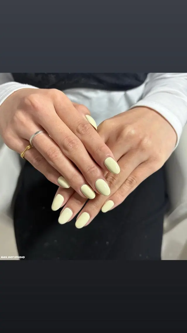ミディアム ハンドネイル NAIL DOT STUDIOsaraのネイルデザイン