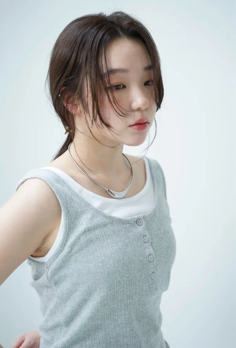 ミディアム カット ヘアカラー トリートメント ヘッドスパ 酸性ストレート/ブリ ーチなしWカラー河本のヘアスタイル