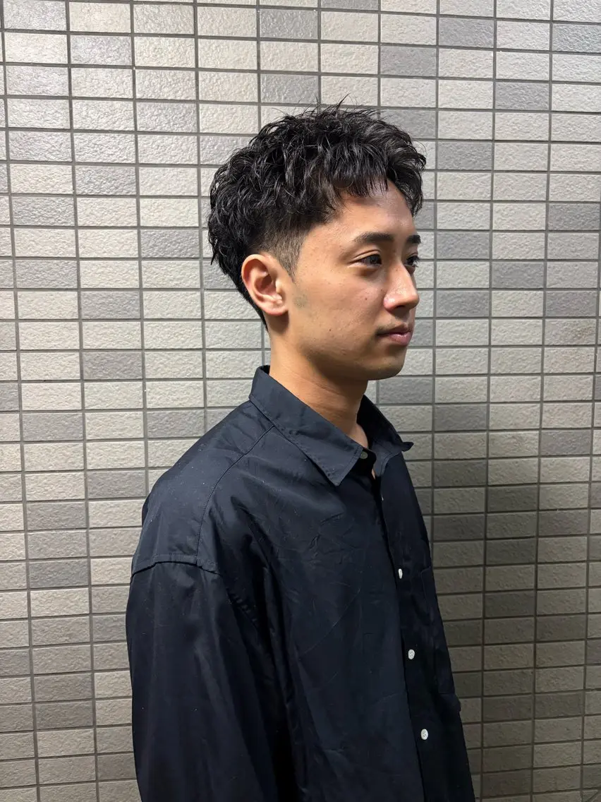 ショート パーマ メンズ メンズブリーチ メンズハイライト メンズインナーカラー メンズパーマ プードルパーマ カット パーマ トリートメント 💈メンズ短髪特化 ✂︎伊藤大輝💈のヘアスタイル