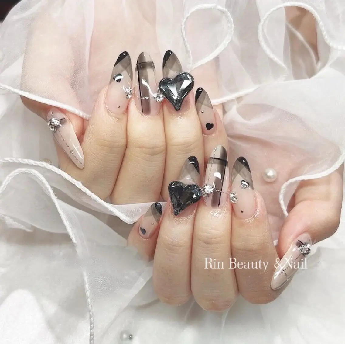 ネイル アートネイル フレンチネイル ジェルネイル 韓国ネイル ミラーネイル Rin Nail 新大久保店のネイルデザイン
