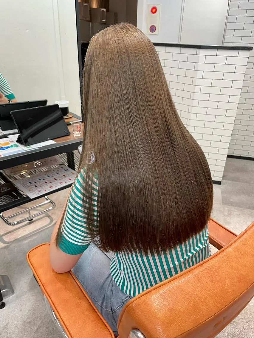 ブリーチなしのダブルカラーの写真