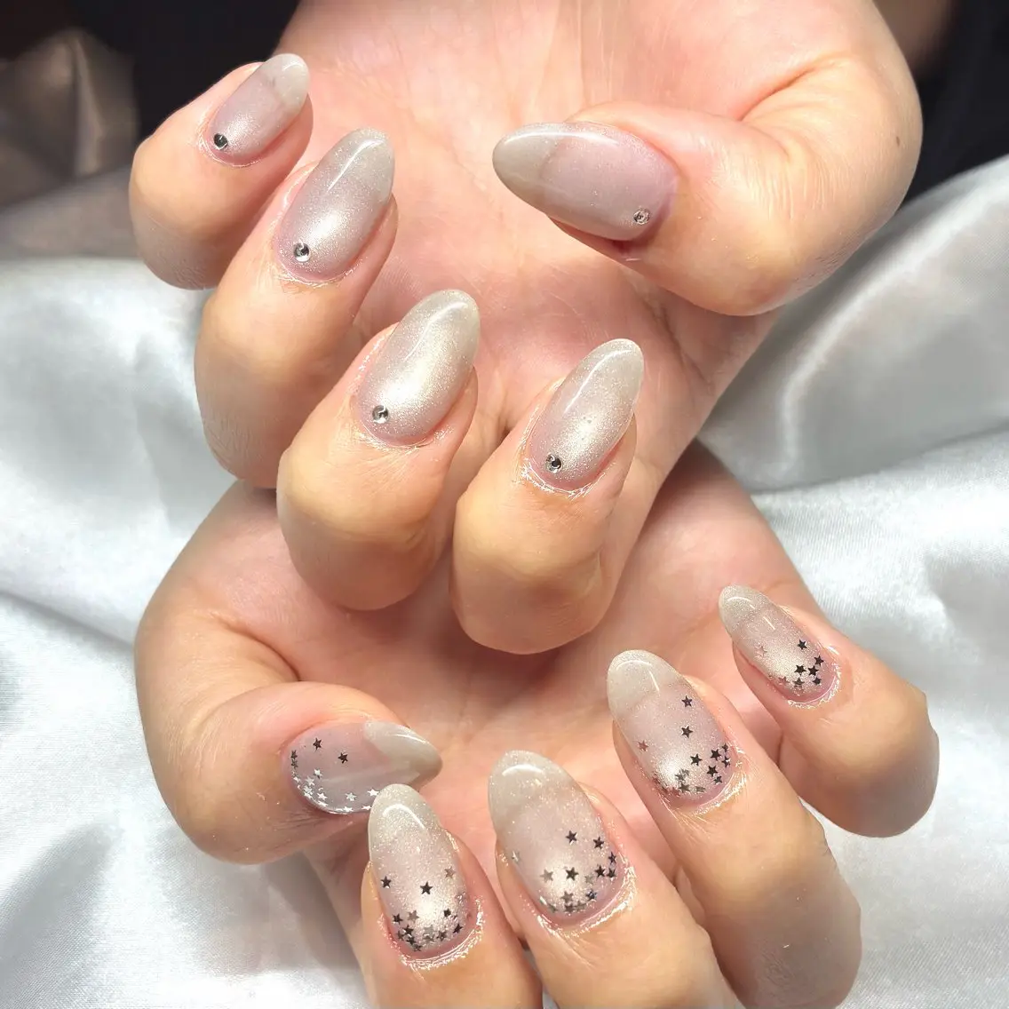 ネイル ジェルネイル ホログラムネイル マグネットネイル ハンドネイル Nail ヌシん家 AKANEのネイルデザイン