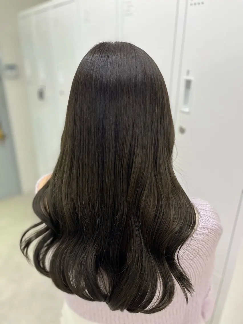 ロング カラー ブラウンカラー オリーブブラウン 🫧ぷる艶カラー🫧 Yuubi🦩のヘアスタイル