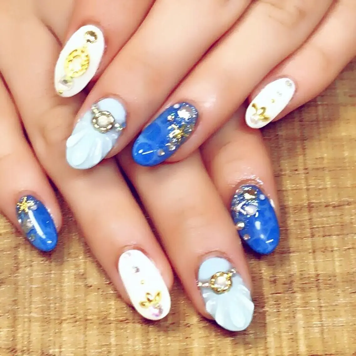 ネイル 安藤 Charlotteのネイルデザイン