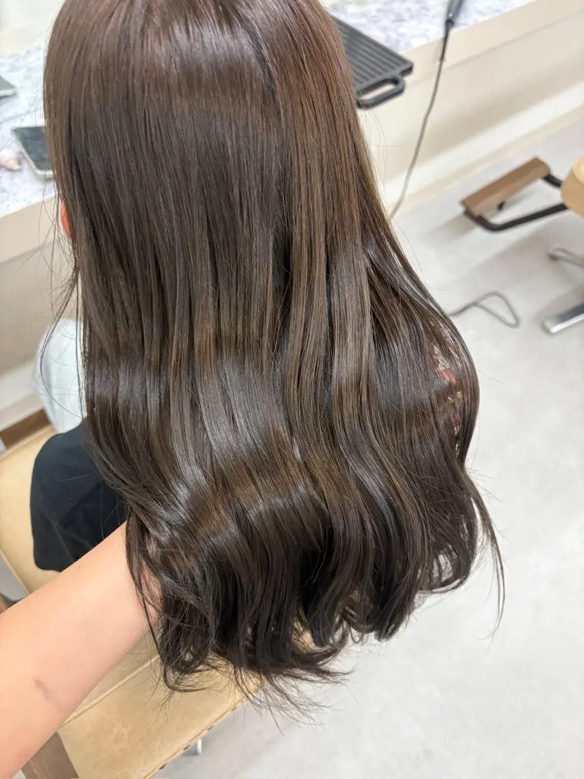 ロング カラー 酸性ストレート /暖色カラー/ユイカのヘアスタイル
