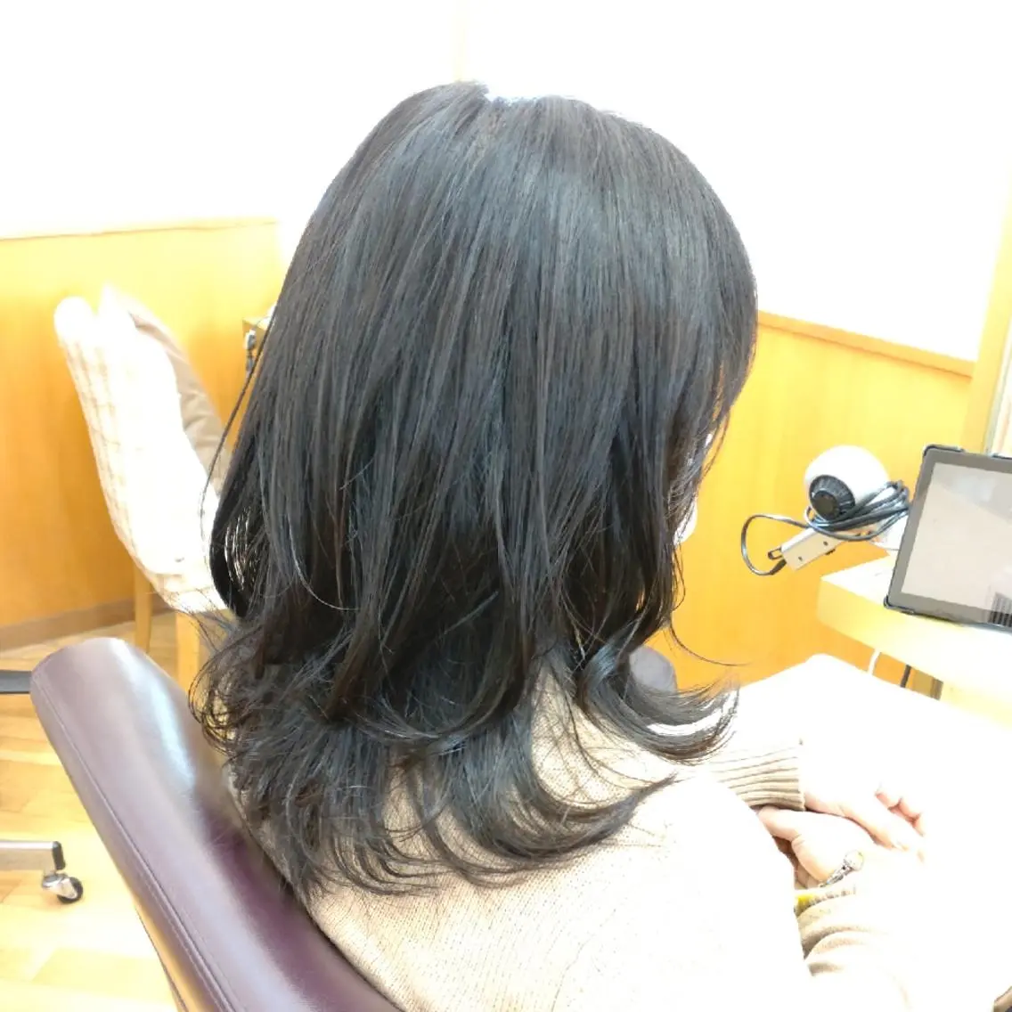 ミディアム 仮屋 敬介のヘアスタイル
