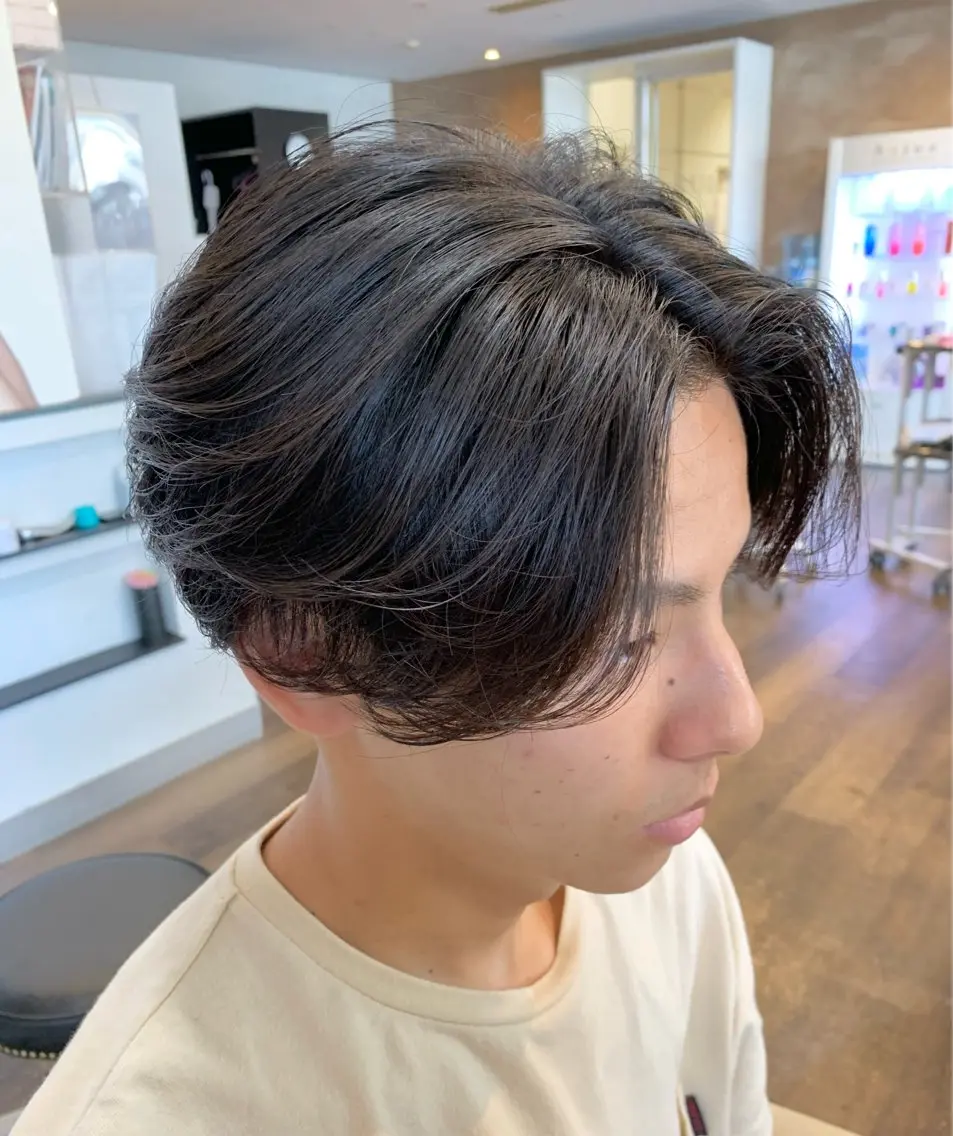 パーマ メンズ センターパート メンズパーマ ニュアンスパーマ カット パーマ 【艶カラー】 STYLE 和泉俊希のヘアスタイル