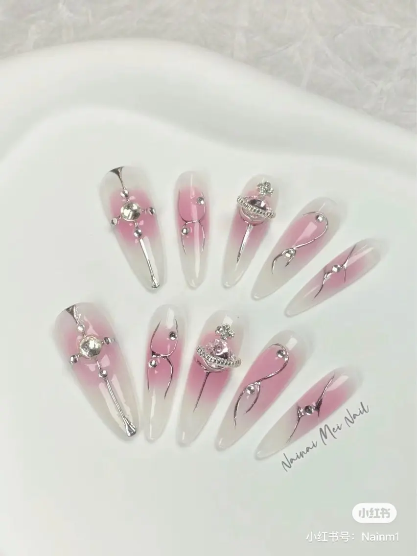 ネイル ☁️Yun nail Rin☁️のネイルデザイン