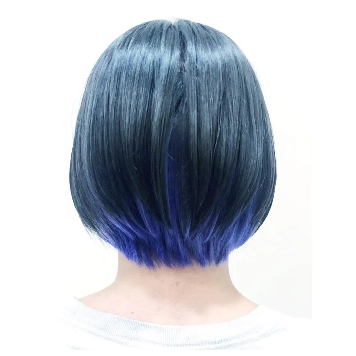 ショート カラー ブリーチ ブルーカラー インナーカラー 福島 雪華のヘアスタイル