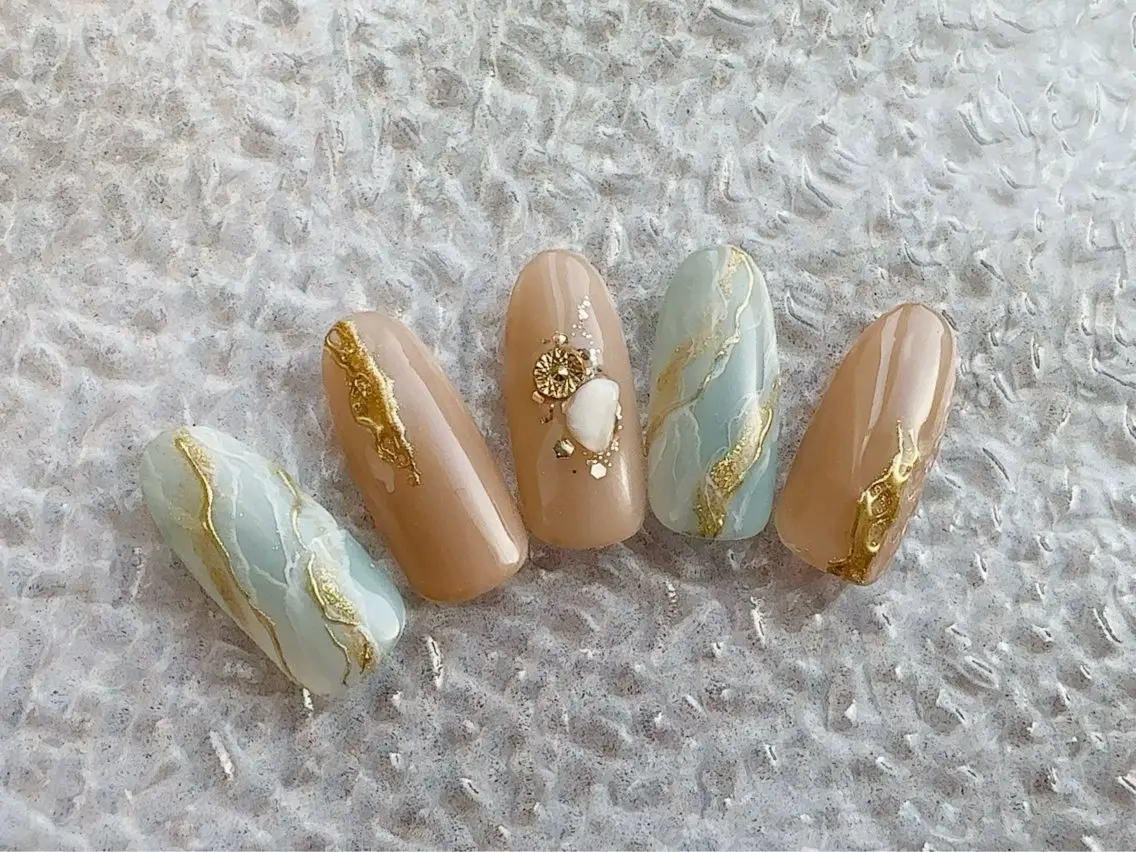 ネイル ニュアンスネイル ハンドネイル nail happiness.のネイルデザイン