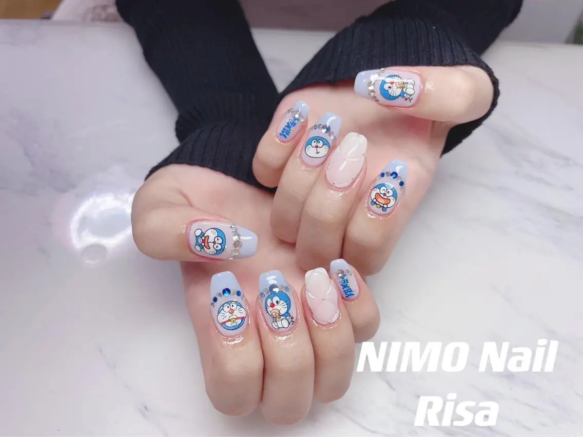 ネイル ハンドネイル RI SA☀️ リサのネイルデザイン