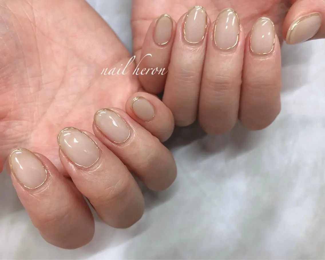 ネイル ミラーネイル ハンドネイル saki_ nail heronのネイルデザイン