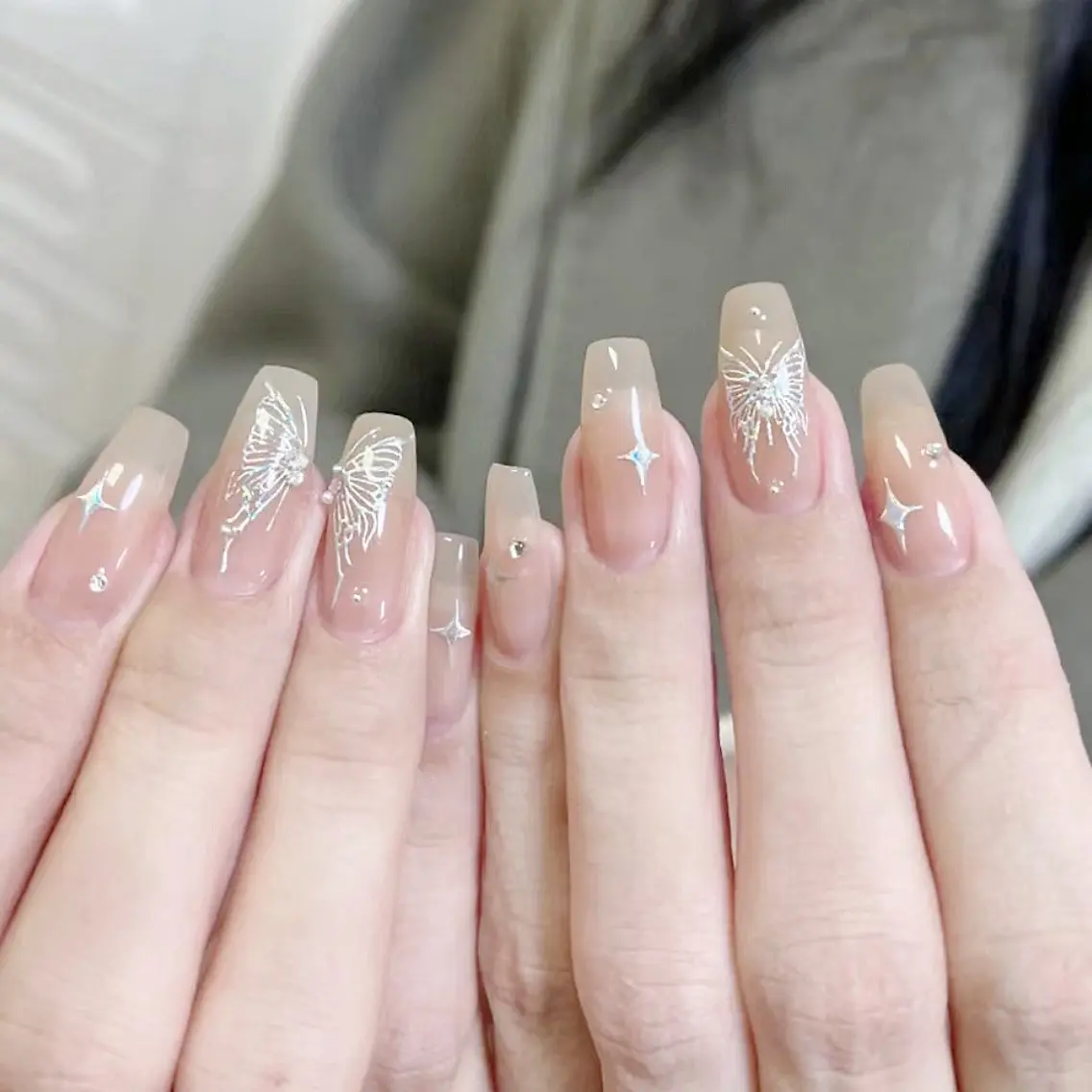 ネイル LEDアイラッシュ ∩_∩アオイのマツエク・マツパデザイン