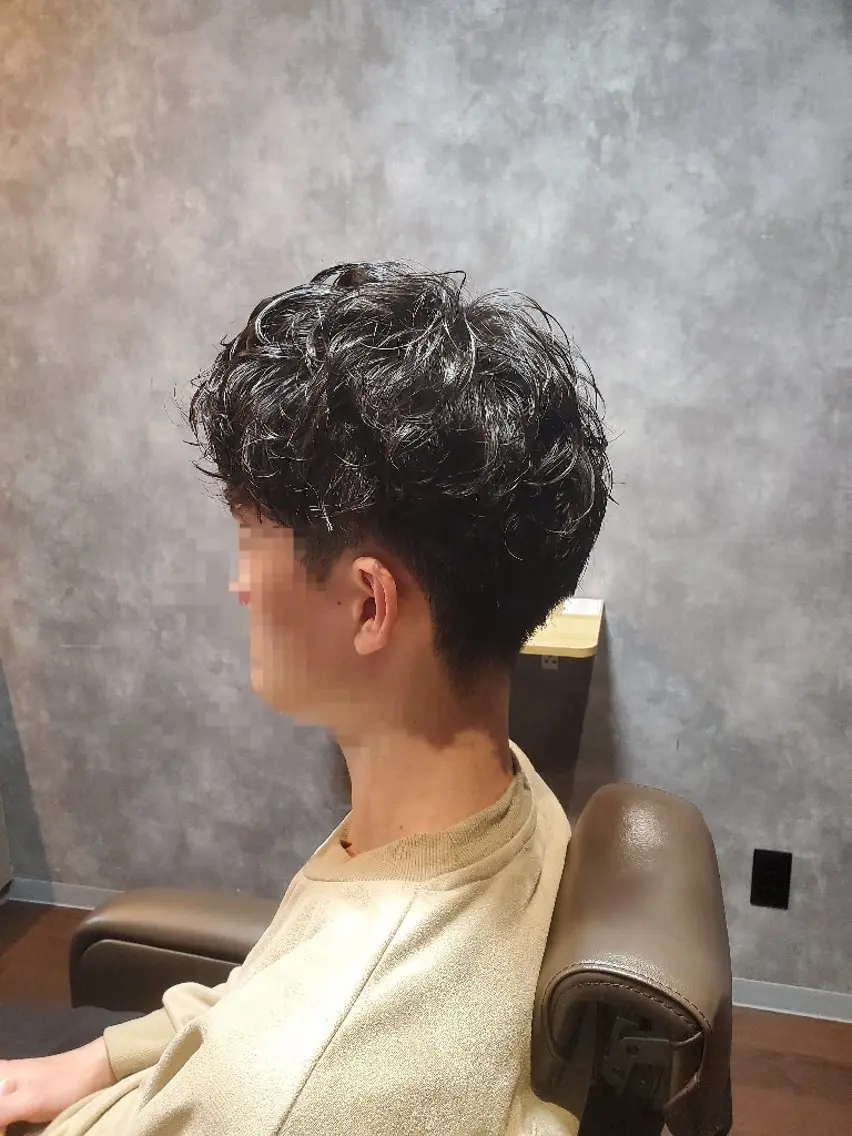 パーマ メンズBOLT ハシモトのヘアスタイル