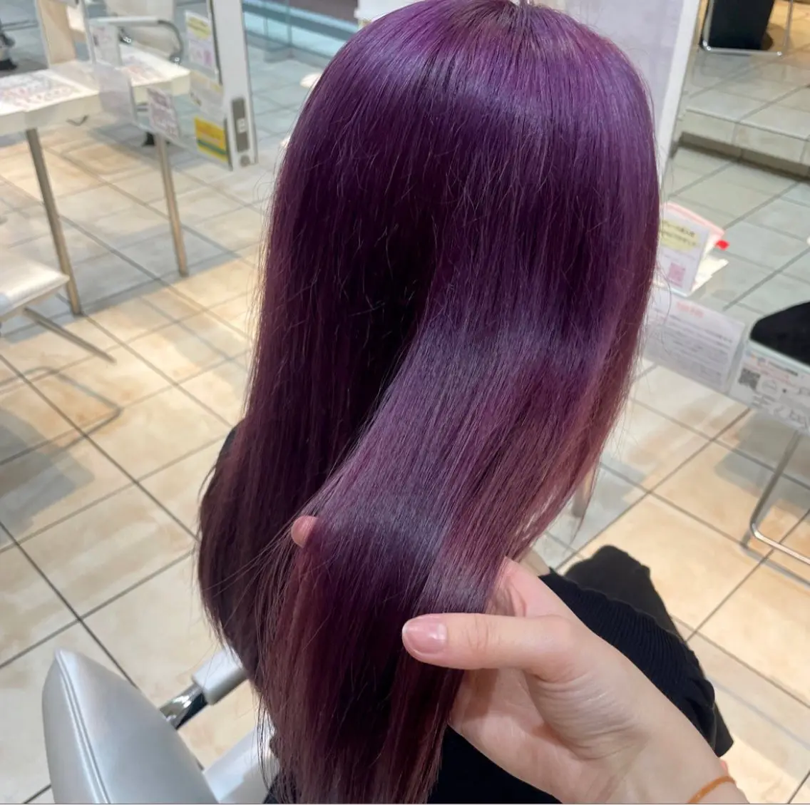 ロング カラー ヘアカラー ブリーチ/ヘアセット 【𝙍𝙞𝙣𝙤】のヘアスタイル