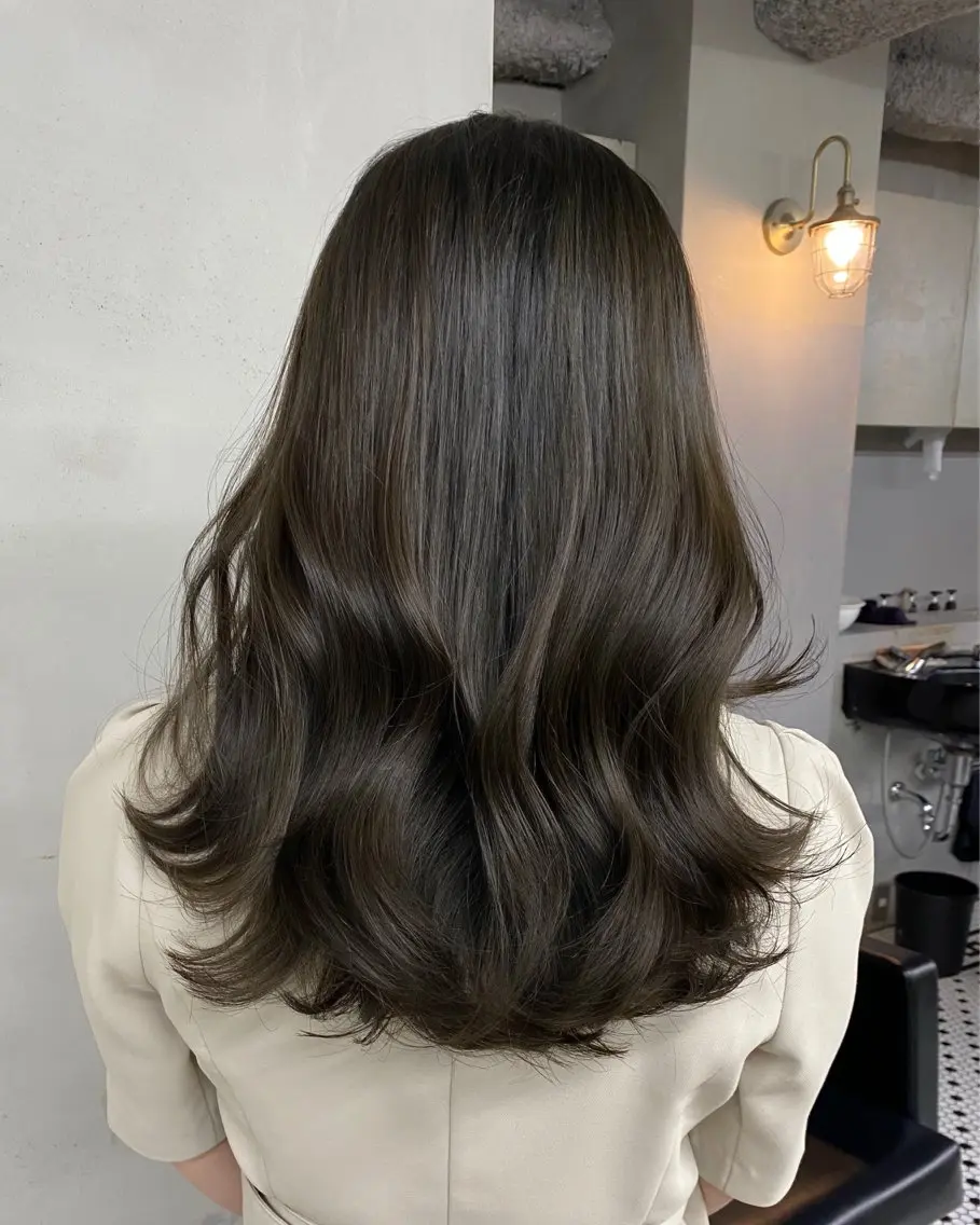 ロング カラー ヘアカラー トリートメント 新宿/韓国ヘア/ 髪質改善ストレートのヘアスタイル