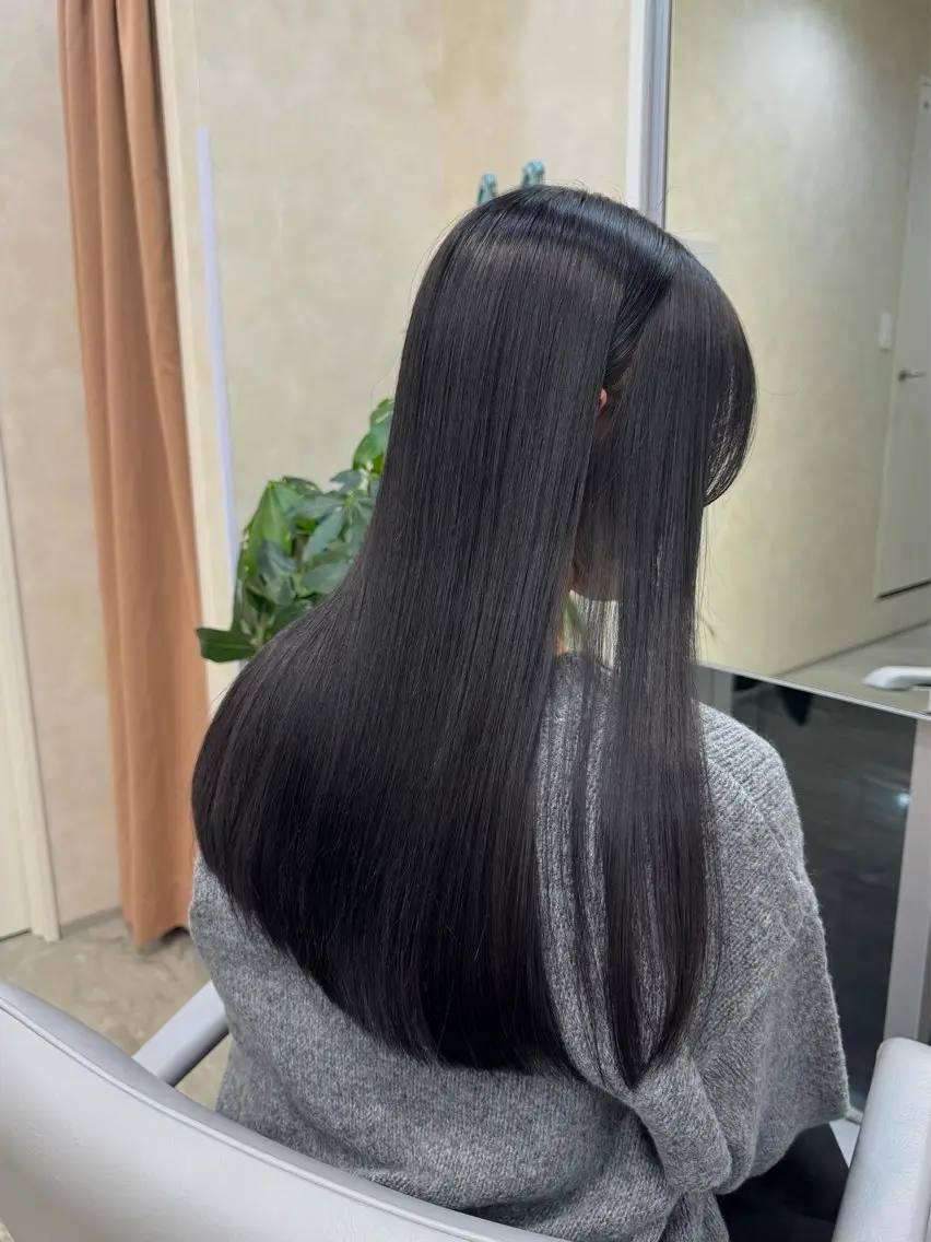 ロング カラー 透明感カラー 髪質改善 レイヤーカット トリートメント カット ヘアカラー トリートメント 髪質改善 赤み消しカラー山本のヘアスタイル
