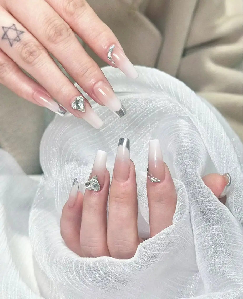 ネイル ハンドネイル ハンドケア 🍑 momo_nailのネイルデザイン